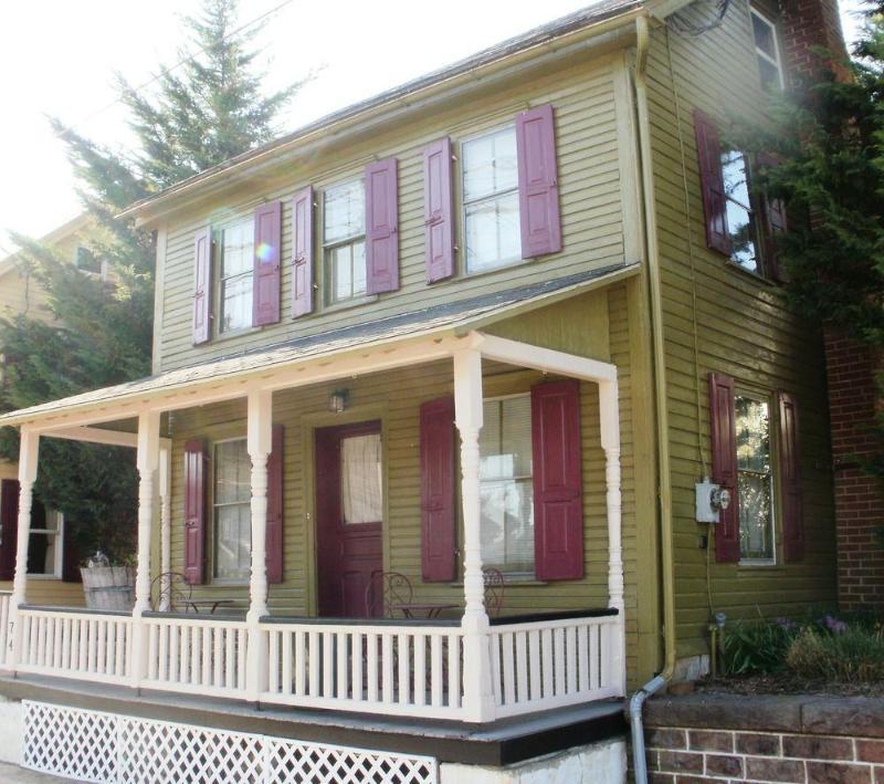 Amethyst Inn Adamstown Экстерьер фото